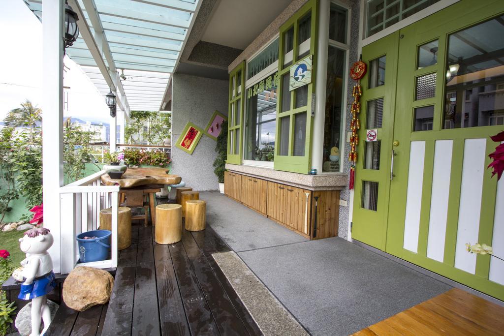 Vicking Guesthouse Taitung Екстериор снимка